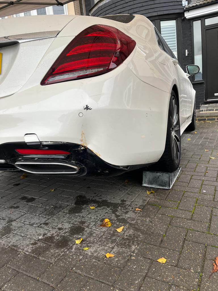 mercedes-bumper-scratch-repair-southminster-before Mobile Scratch Dent Removal Chelmsford - Before